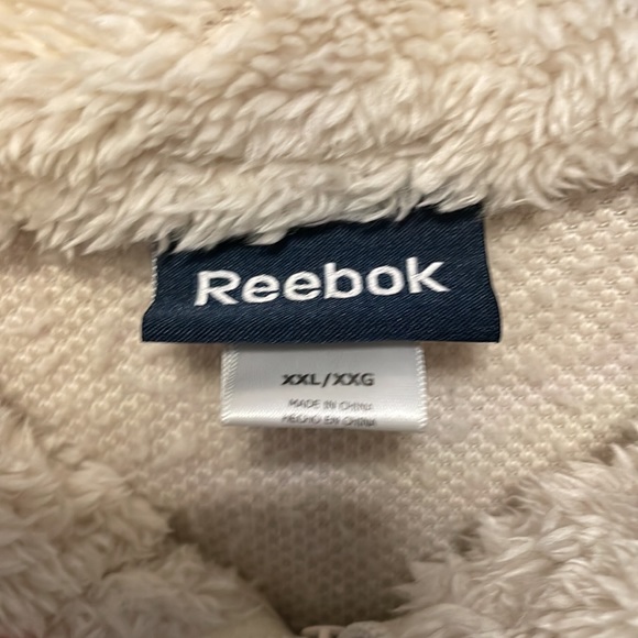 Reebok Fuzzy Half Zip - Picture 2 of 4